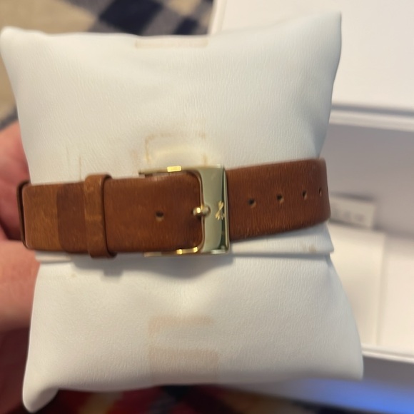 Skagen gold faced leather watch - Picture 2 of 4